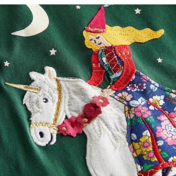 Mini Boden Girls Magical Appliqué Long Sleeve Trekking Green Princess Size 4-5 - Picture 2 of 9